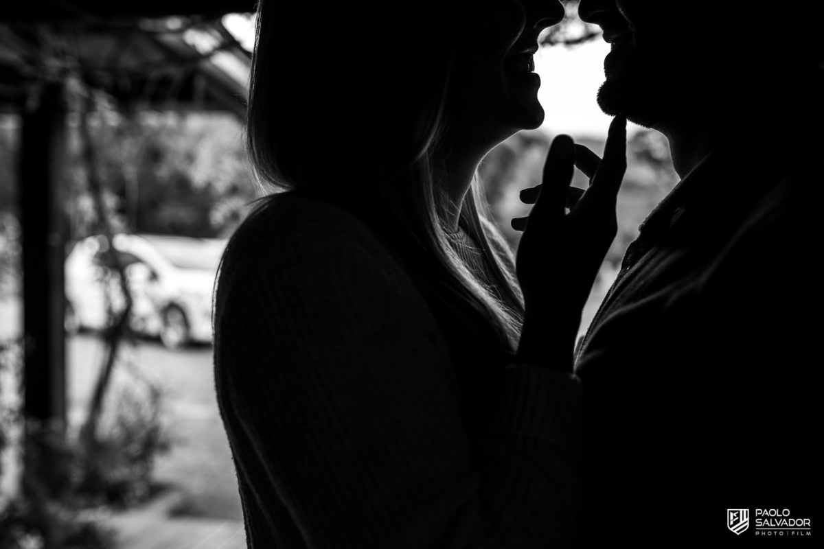 fotos de pré-wedding no vale dos ventos, ensaio de casal na região dos lagos em rio dos cedros, fotos de casamento vale dos ventos, ensaio no campo, pré-casamento na pousada vale dos ventos, fotógrafo de casamento paolo salvador, timbó,blumenau,indaial