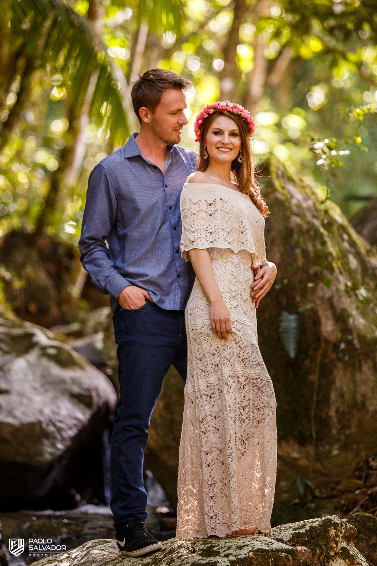 ensaio de casal em parque aquático, pré-casamento em rio dos cedros no Parque Recreativo Águas de São Bernardo, pré-wedding eliane e renan, ensaio ao ar livre, fotógrafo paolo salvador, parque aquático tonolli em rio dos cedros, região dos lagos chochorro
