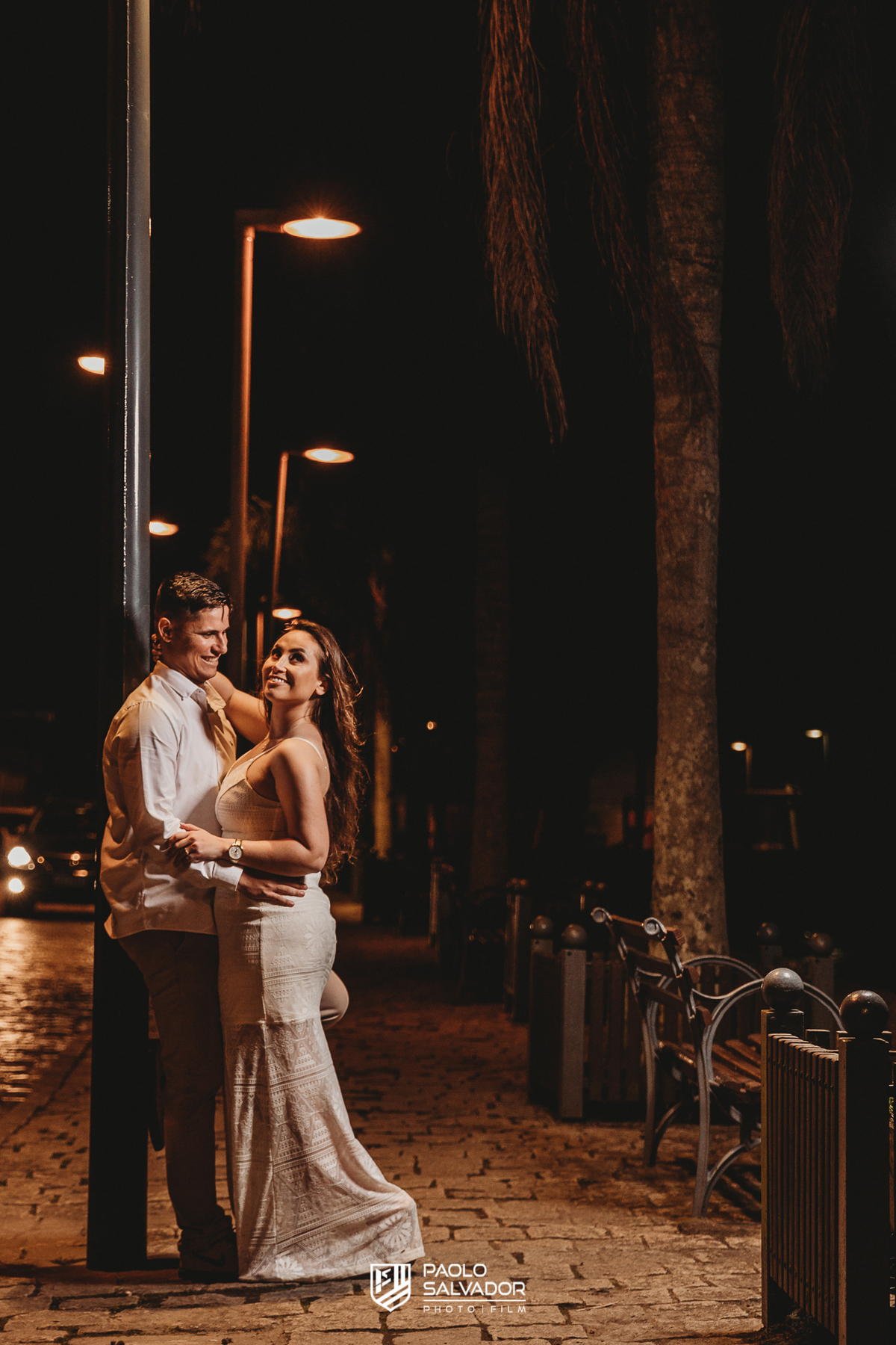 ensaio de casal em são chico, fotos pré-wedding em são francisco do sul no centro histórico, pré-casamento marianne e leonardo, fotos de casamento blumenau timbó indaial, fótografo de casamento timbó paolo salvador - ensaio casal criativo na praia 