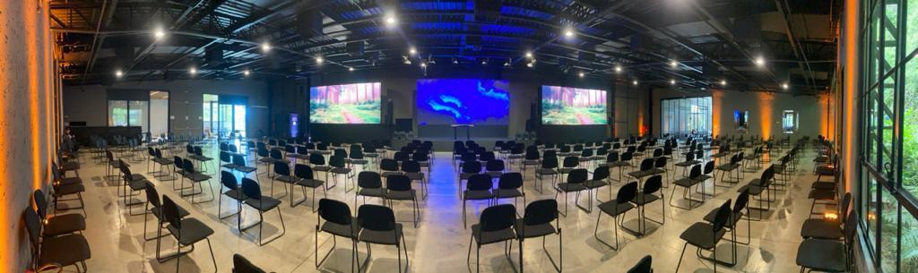 PAINEL DE LED VISUAL LED LOCAÇAO RS RIO GRANDE DO SUL CANOAS PORTO ALEGRE FORMATURA 15 ANOS CASAMENTO SHOW LASER LED PAINEL DE TETO HOUSE DE LED PAINEL DE LED DE ABRIR ST PRODUÇOES GUADALAJARA DIFFOCUS