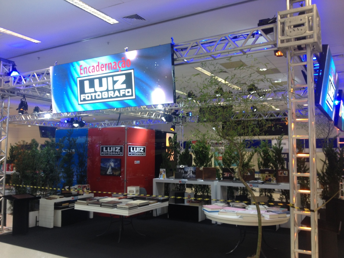 PAINEL DE LED VISUAL LED LOCAÇAO RS RIO GRANDE DO SUL CANOAS PORTO ALEGRE FORMATURA 15 ANOS CASAMENTO SHOW LASER LED PAINEL DE TETO HOUSE DE LED PAINEL DE LED DE ABRIR ST PRODUÇOES GUADALAJARA DIFFOCUS