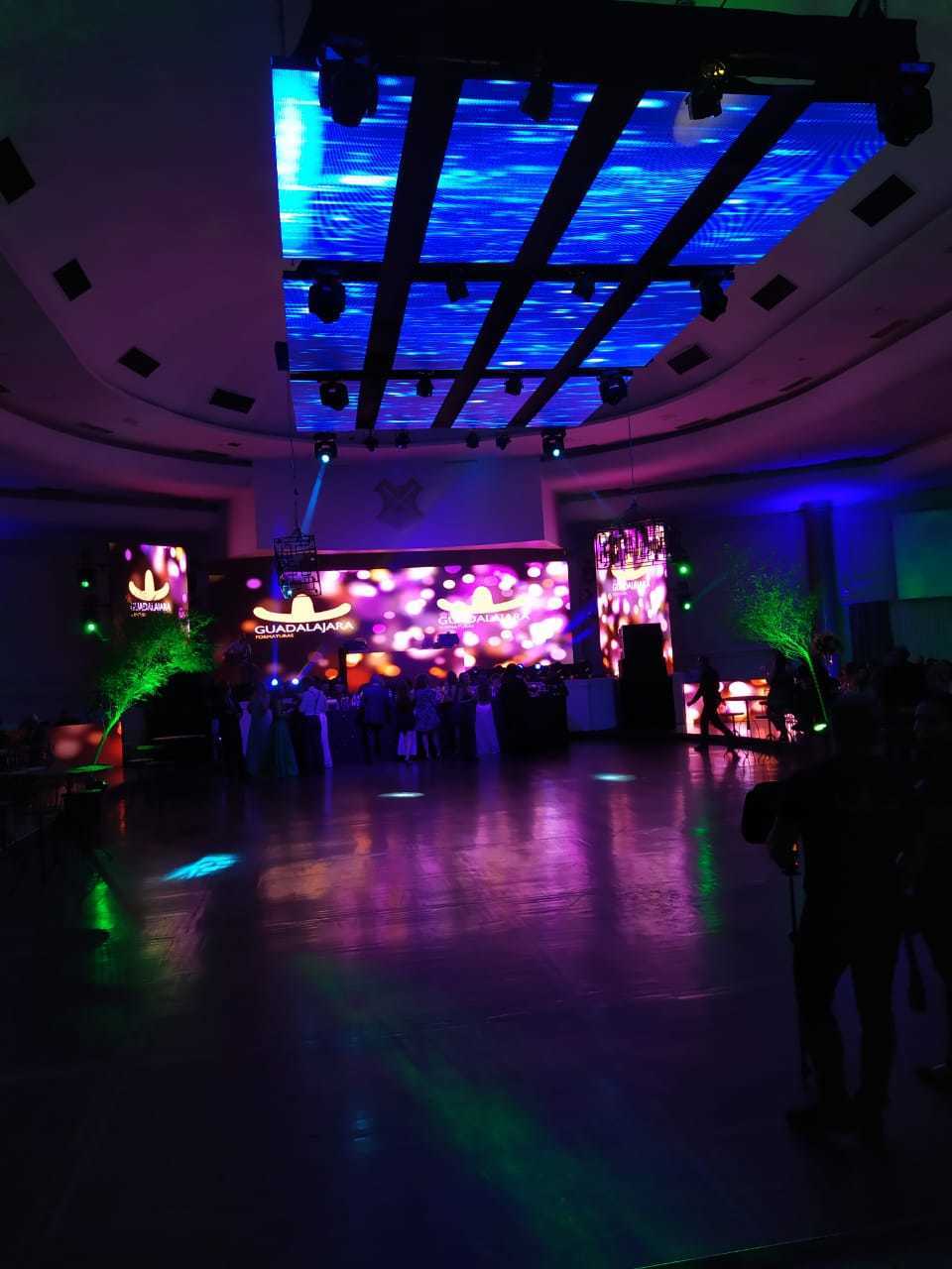 
PAINEL DE LED VISUAL LED LOCAÇAO RS RIO GRANDE DO SUL CANOAS PORTO ALEGRE FORMATURA 15 ANOS CASAMENTO SHOW LASER LED PAINEL DE TETO HOUSE DE LED PAINEL DE LED DE ABRIR ST PRODUÇOES GUADALAJARA DIFFOCUS