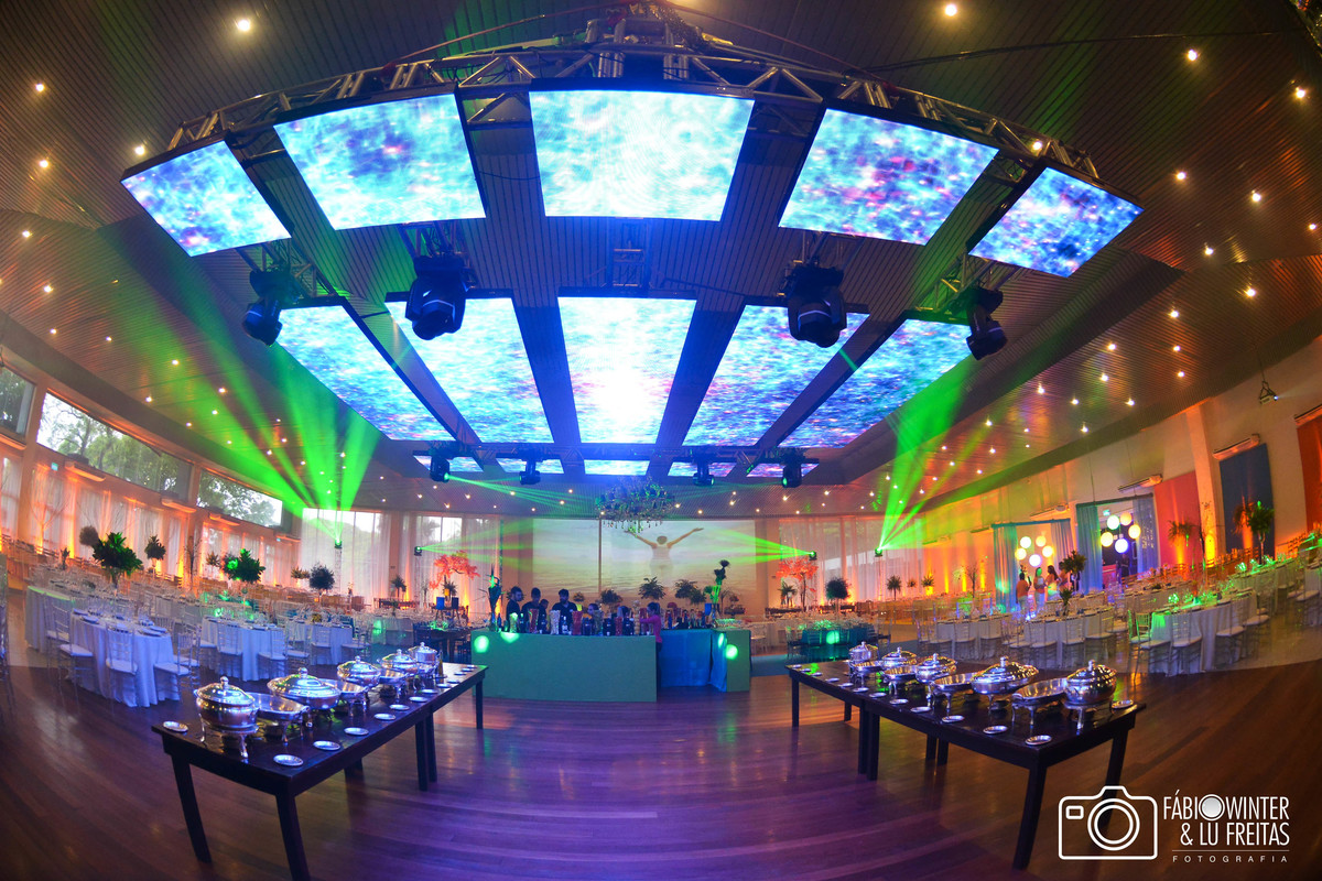 PAINEL DE LED VISUAL LED LOCAÇAO RS RIO GRANDE DO SUL CANOAS PORTO ALEGRE FORMATURA 15 ANOS CASAMENTO SHOW LASER LED PAINEL DE TETO HOUSE DE LED PAINEL DE LED DE ABRIR ST PRODUÇOES GUADALAJARA DIFFOCUS