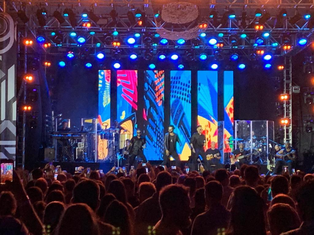 PAINEL DE LED VISUAL LED LOCAÇAO RS RIO GRANDE DO SUL CANOAS PORTO ALEGRE FORMATURA 15 ANOS CASAMENTO SHOW LASER LED PAINEL DE TETO HOUSE DE LED PAINEL DE LED DE ABRIR ST PRODUÇOES GUADALAJARA DIFFOCUS