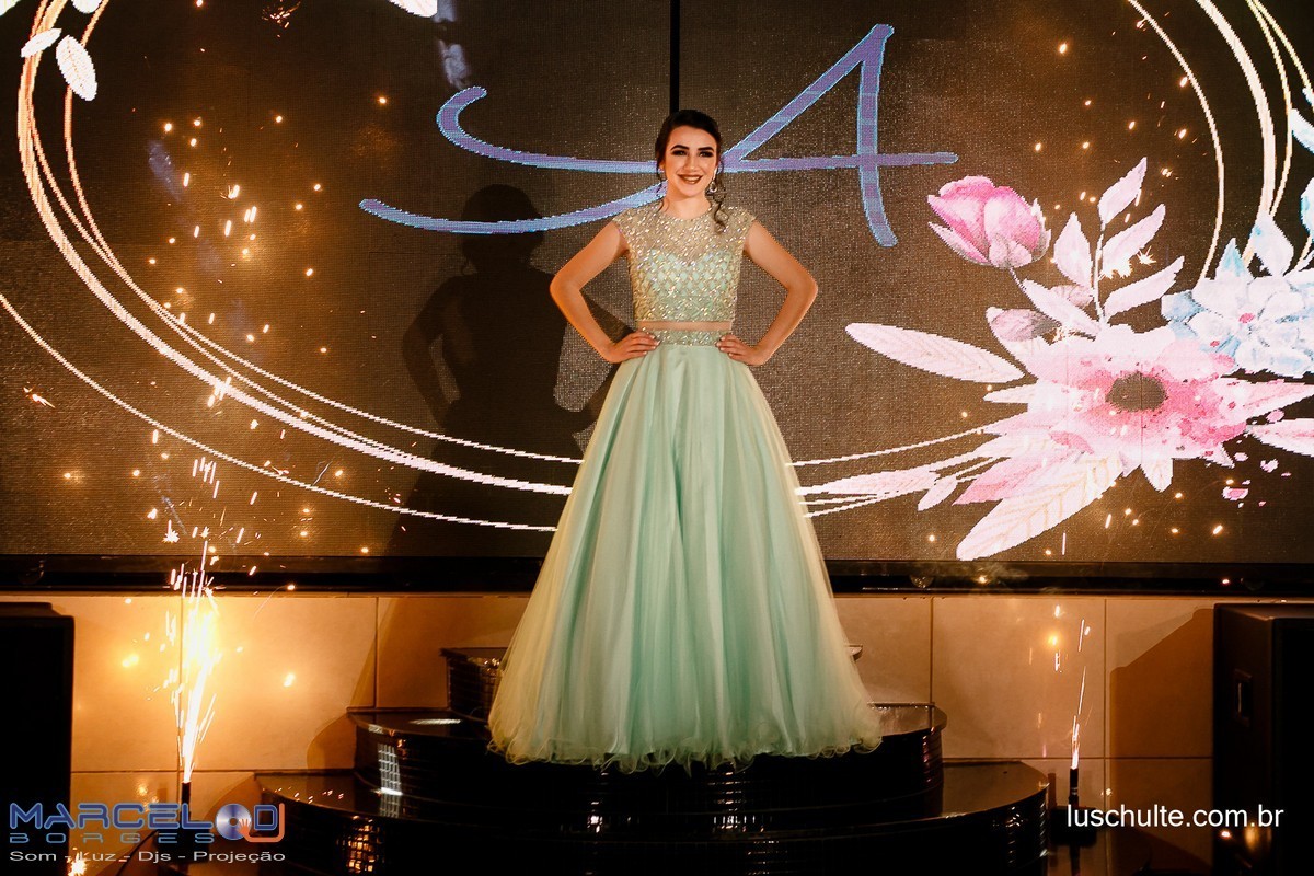 PAINEL DE LED VISUAL LED LOCAÇAO RS RIO GRANDE DO SUL CANOAS PORTO ALEGRE FORMATURA 15 ANOS CASAMENTO SHOW LASER LED PAINEL DE TETO HOUSE DE LED PAINEL DE LED DE ABRIR ST PRODUÇOES GUADALAJARA DIFFOCUS Espaço de eventos Ases Gravatai Marcelo Som