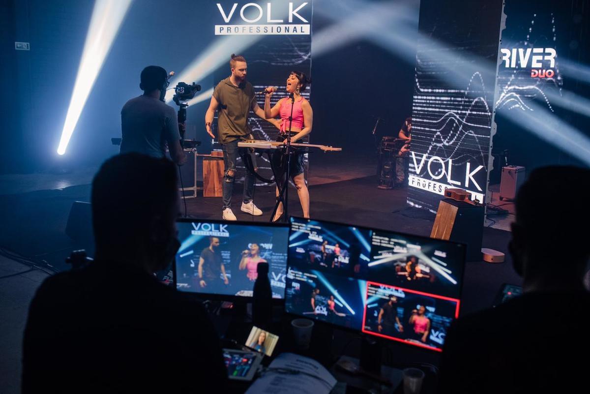 PAINEL DE LED VISUAL LED LOCAÇAO RS RIO GRANDE DO SUL CANOAS PORTO ALEGRE FORMATURA 15 ANOS CASAMENTO SHOW LASER LED PAINEL DE TETO HOUSE DE LED PAINEL DE LED DE ABRIR ST PRODUÇOES GUADALAJARA DIFFOCUS