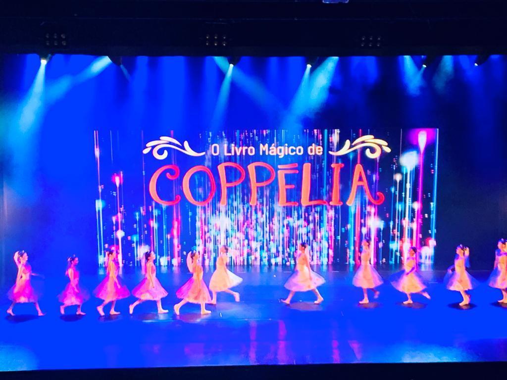 PAINEL DE LED VISUAL LED LOCAÇAO RS RIO GRANDE DO SUL CANOAS PORTO ALEGRE FORMATURA 15 ANOS CASAMENTO SHOW LASER LED PAINEL DE TETO HOUSE DE LED PAINEL DE LED DE ABRIR ST PRODUÇOES GUADALAJARA DIFFOCUS