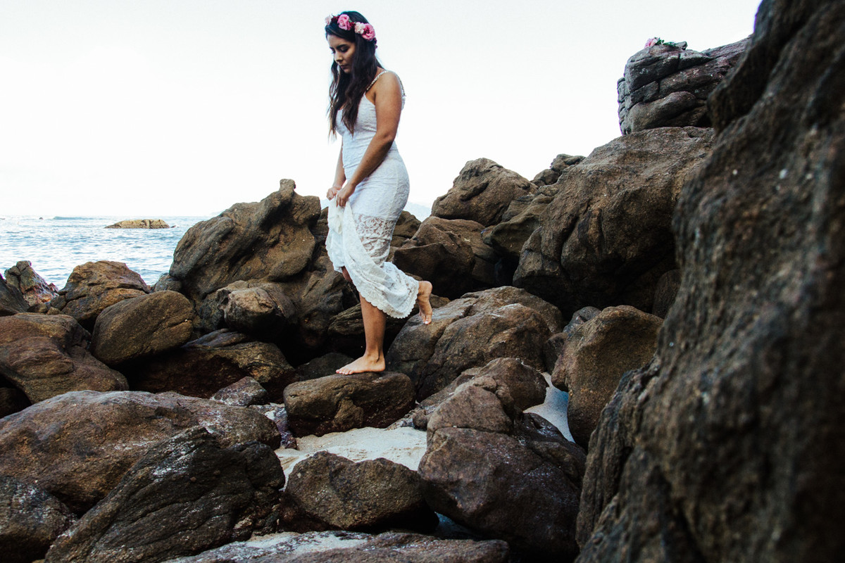 PRE CASAMENTO FEITO NA PRAIA DOS NOIVOS PALOMA E LUCAS PELO FOTOGRAFO ESTUDIO DELFI CAMPINAS SP VALINHOS SP VINHEDO SP