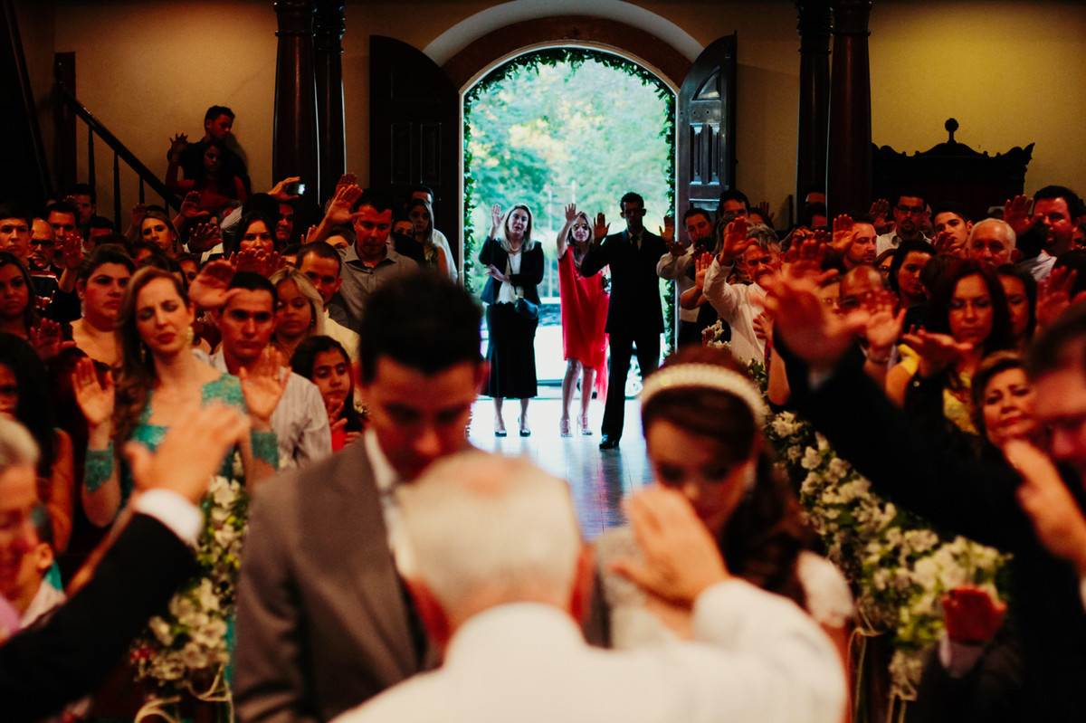 FOTOGRAFIA DE CASAMENTO FEITO NA IGREJA HELVETIA EM INDAIATUBA SP CIDADE AO LADO DE CAMPINAS SP O CASAMENTO FOI ENTRE A POLIANA E DIONES TENDO COMO FOTOGRAFO REGINALDO DELFI 26