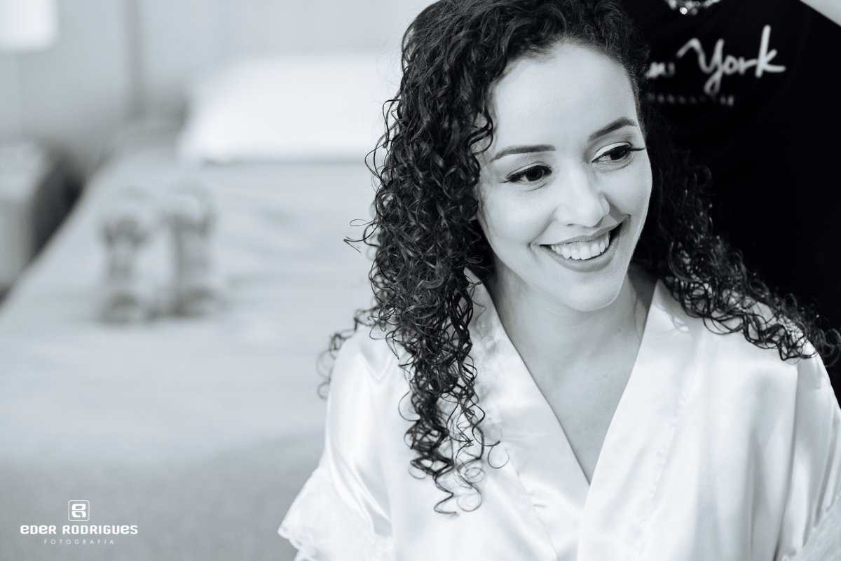 noiva linda sorrindo