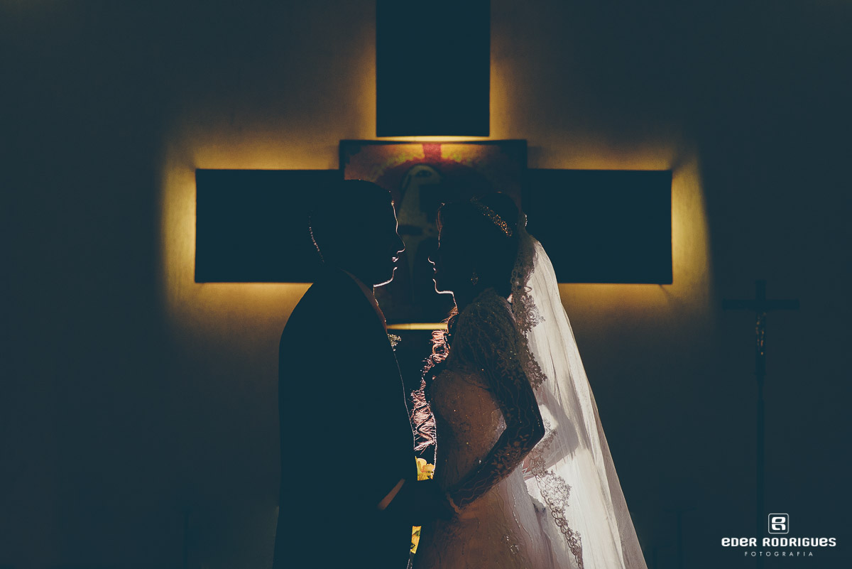 silueta dos noivos Paróquia Sagrado Coração de Jesus