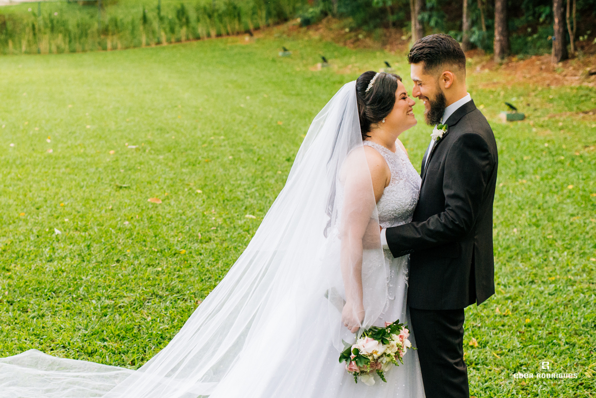 casal no jardim espaço verde vale