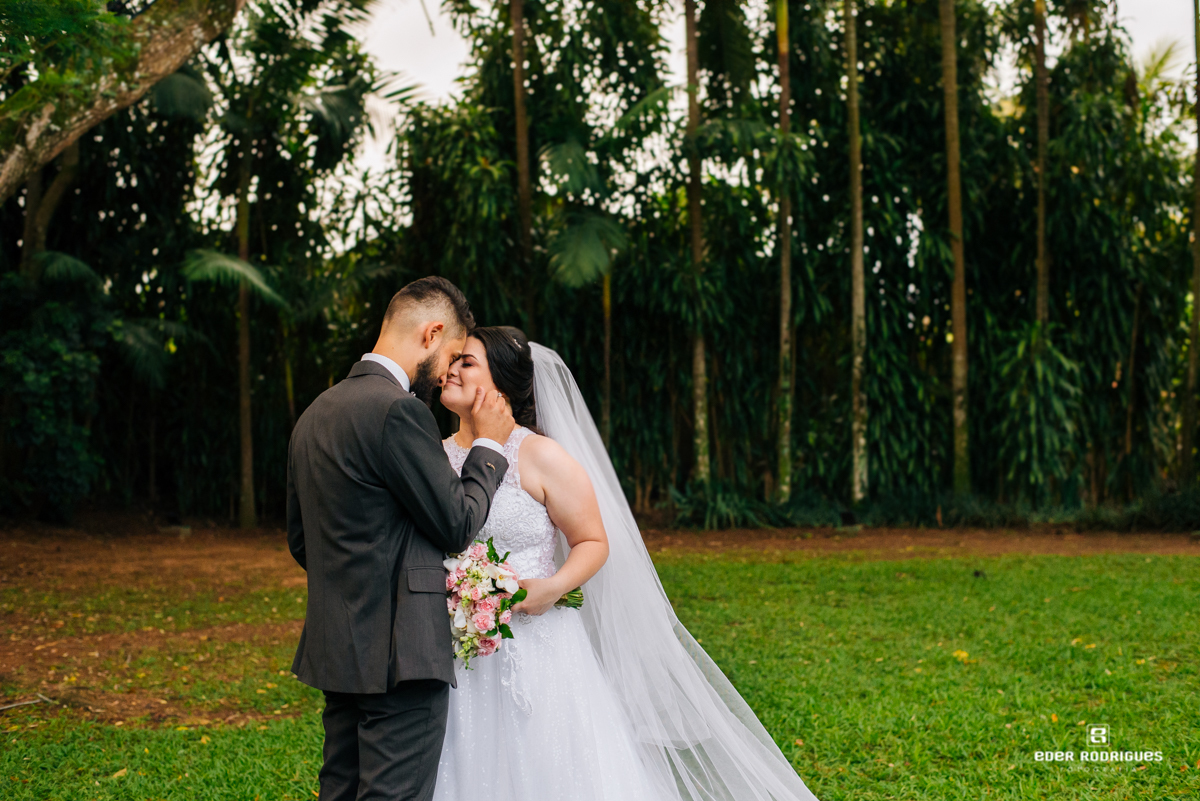 noivos casados espaço verde vale em taubate