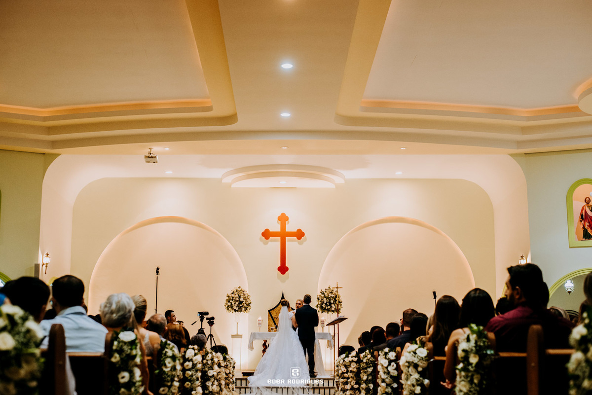 corredor da Capela Nossa Senhora Auxiliadora em sjc