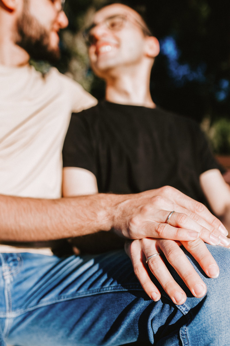 Um ensaio de casal em Portugal com estilo natural e romântico.