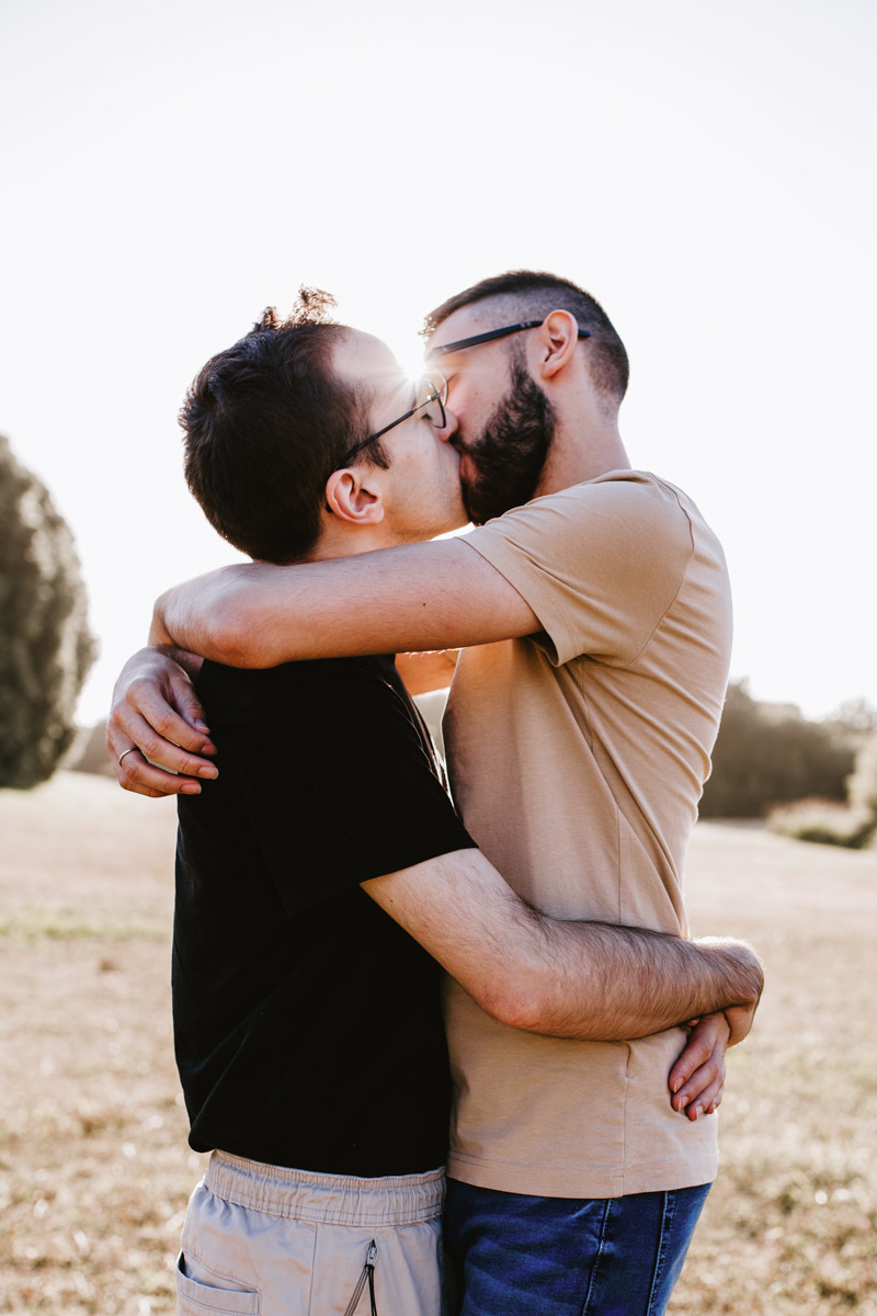 Um ensaio de casal em Portugal com estilo natural e romântico.