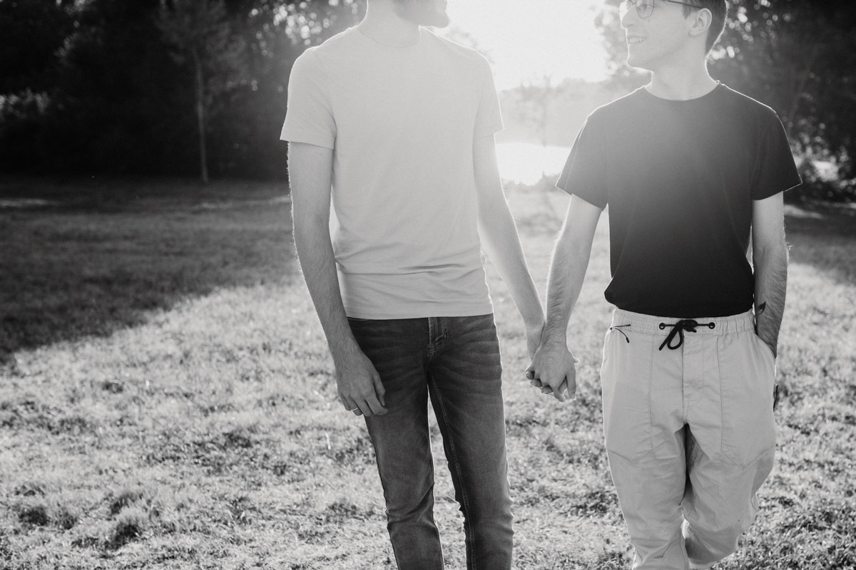 Um ensaio de casal em Portugal com estilo natural e romântico.