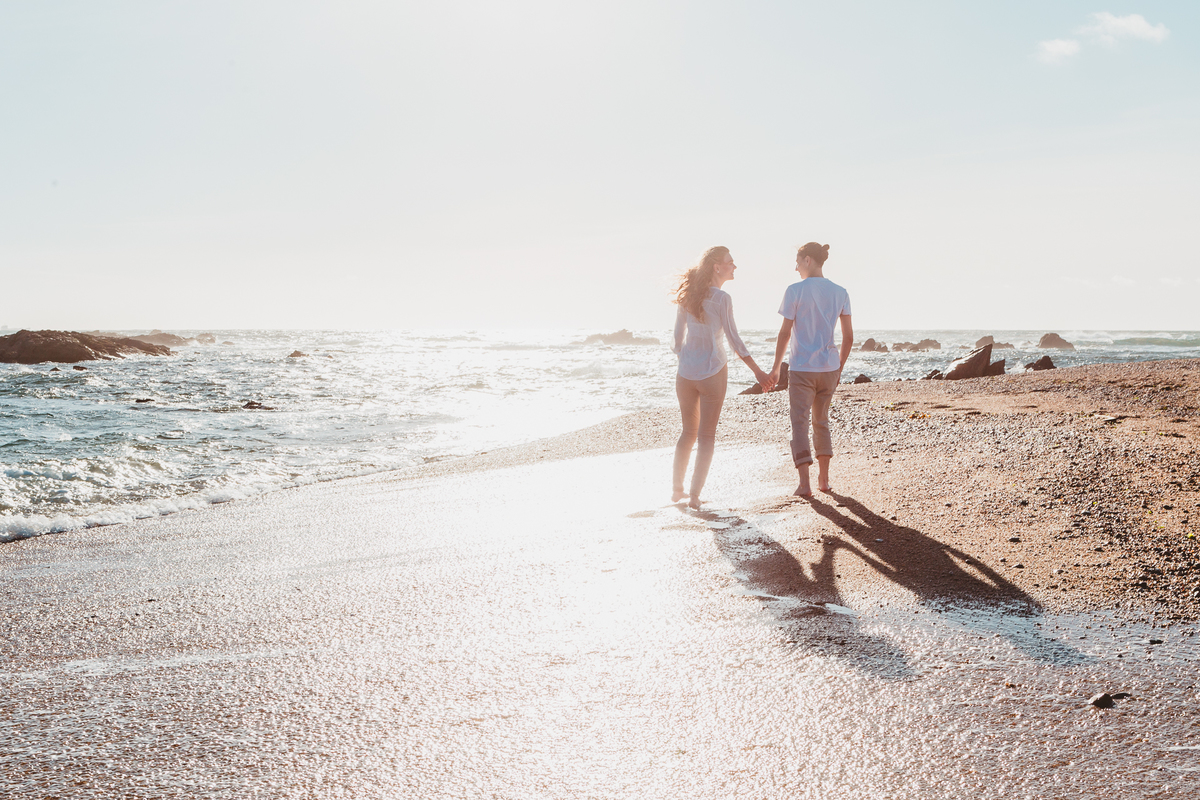 Um ensaio de casal em Portugal com estilo natural e romântico.