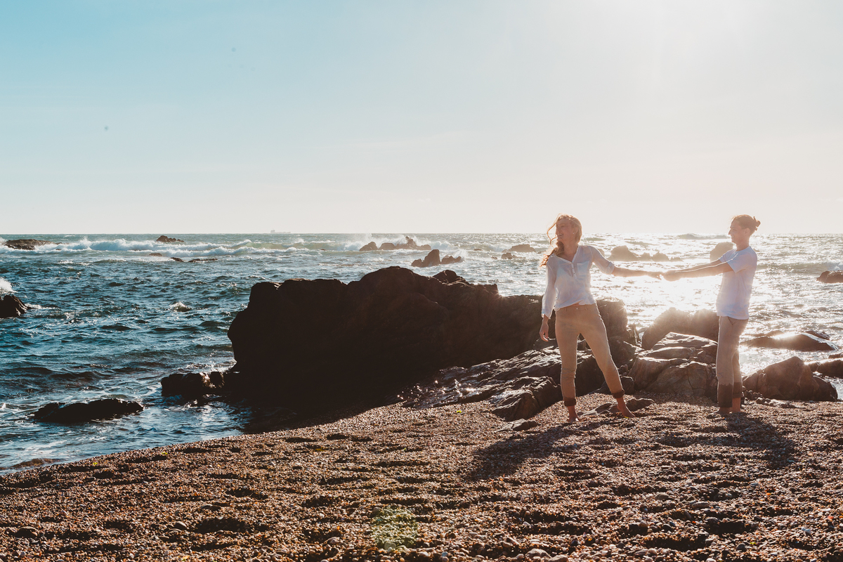 Um ensaio de casal em Portugal com estilo natural e romântico.