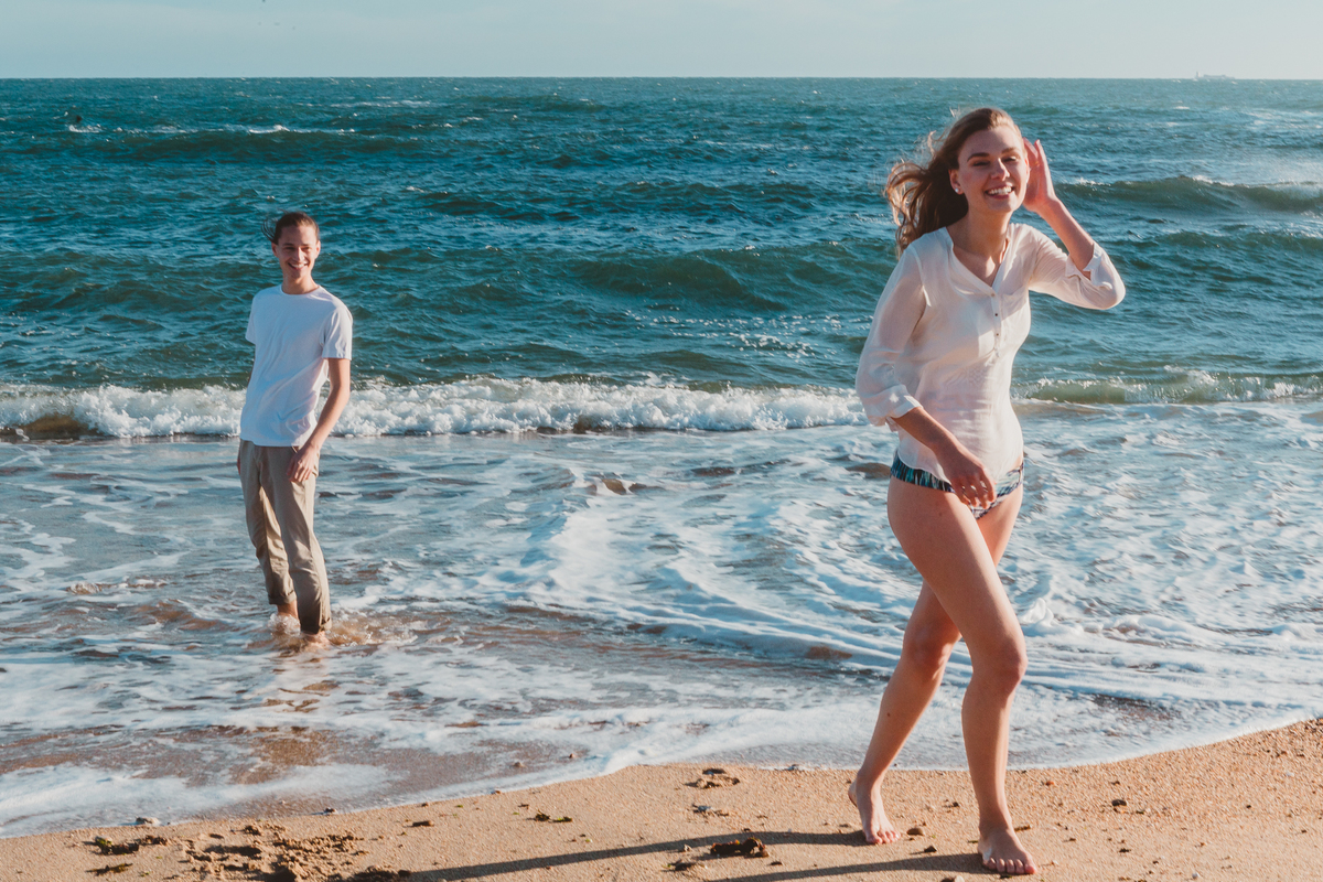 Um ensaio de casal em Portugal com estilo natural e romântico.