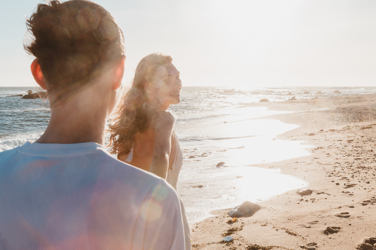 Um ensaio de casal em Portugal com estilo natural e romântico.