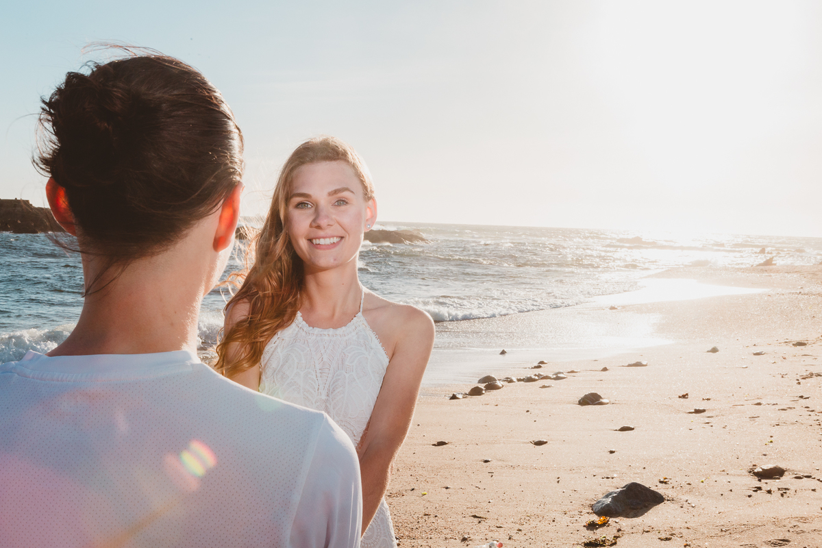 Um ensaio de casal em Portugal com estilo natural e romântico.