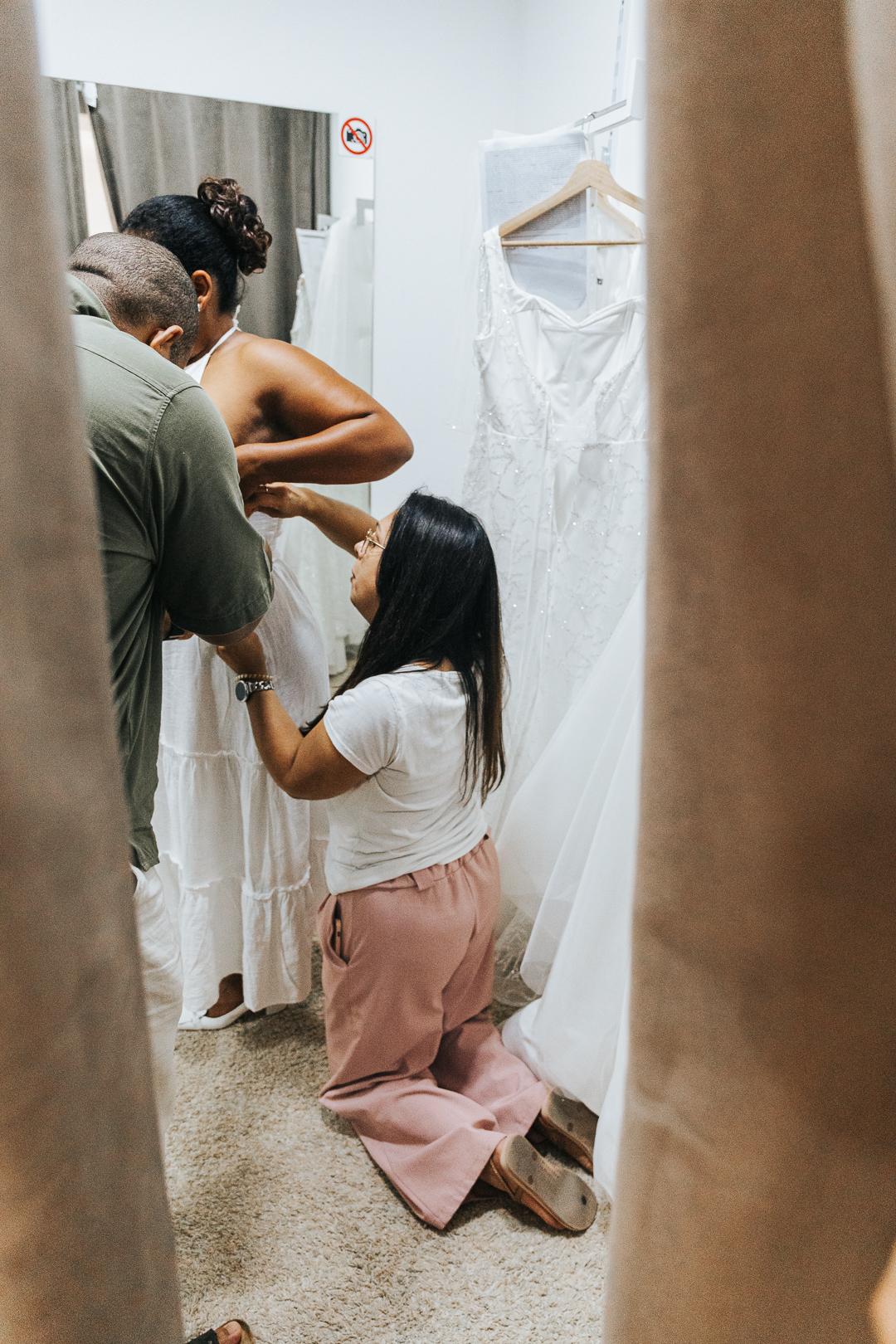 Ensaio Prova do Vestido da Noiva Eunice na loja Rossy Noivas - Vila Nova de Gaia