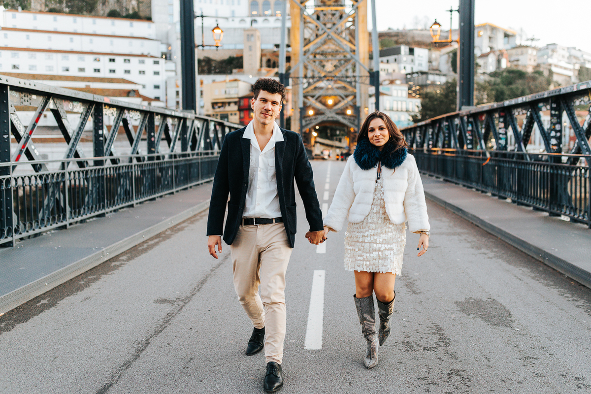 Ensaio de casal Vanessa e Thiago na Ponte D. Luís I - Porto