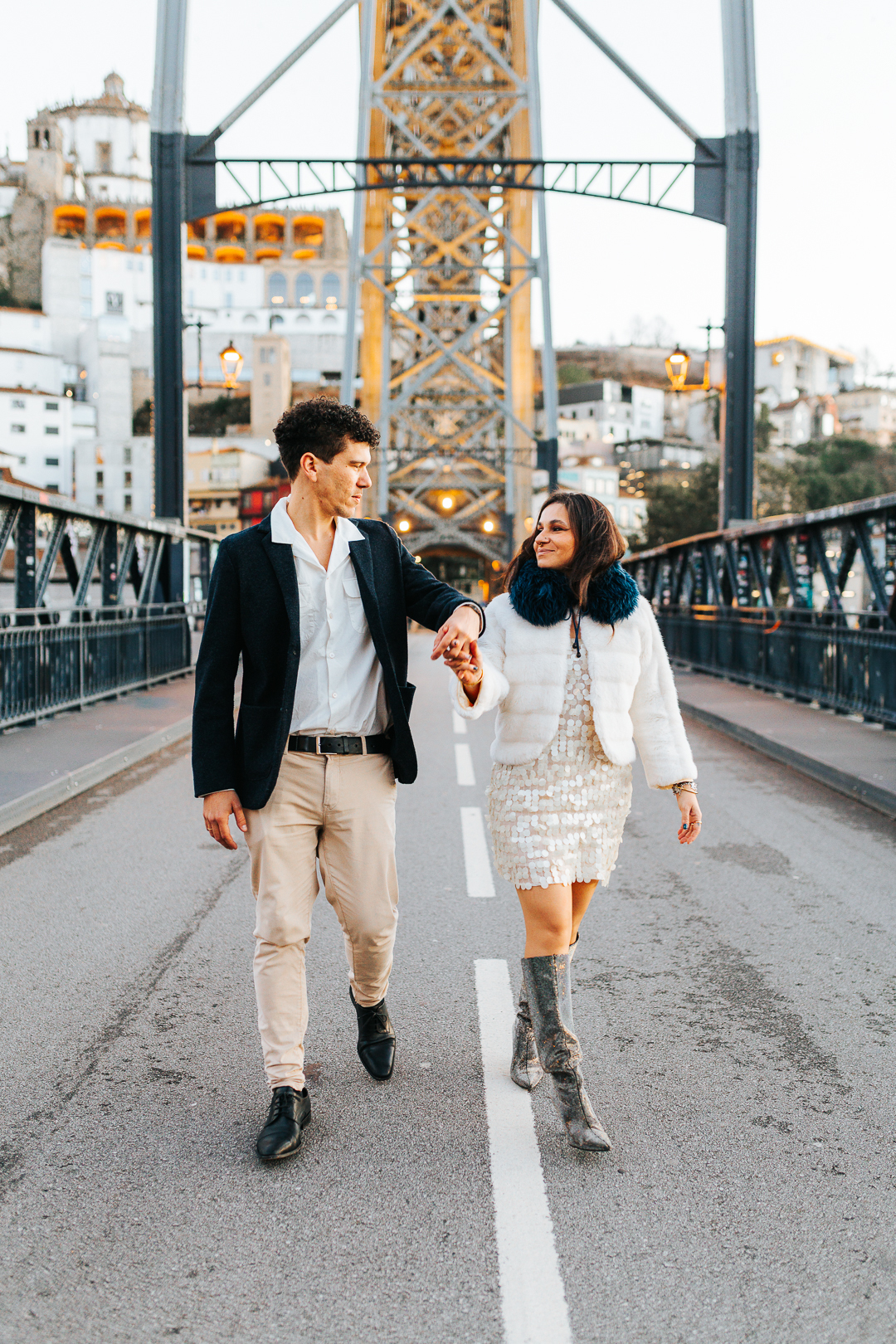 Ensaio de casal Vanessa e Thiago na Ponte D. Luís I - Porto