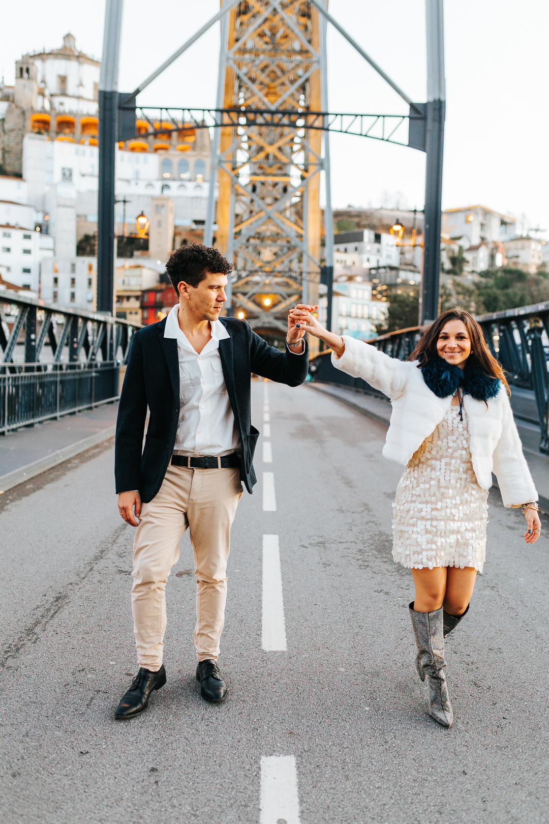 Ensaio de casal Vanessa e Thiago na Ponte D. Luís I - Porto
