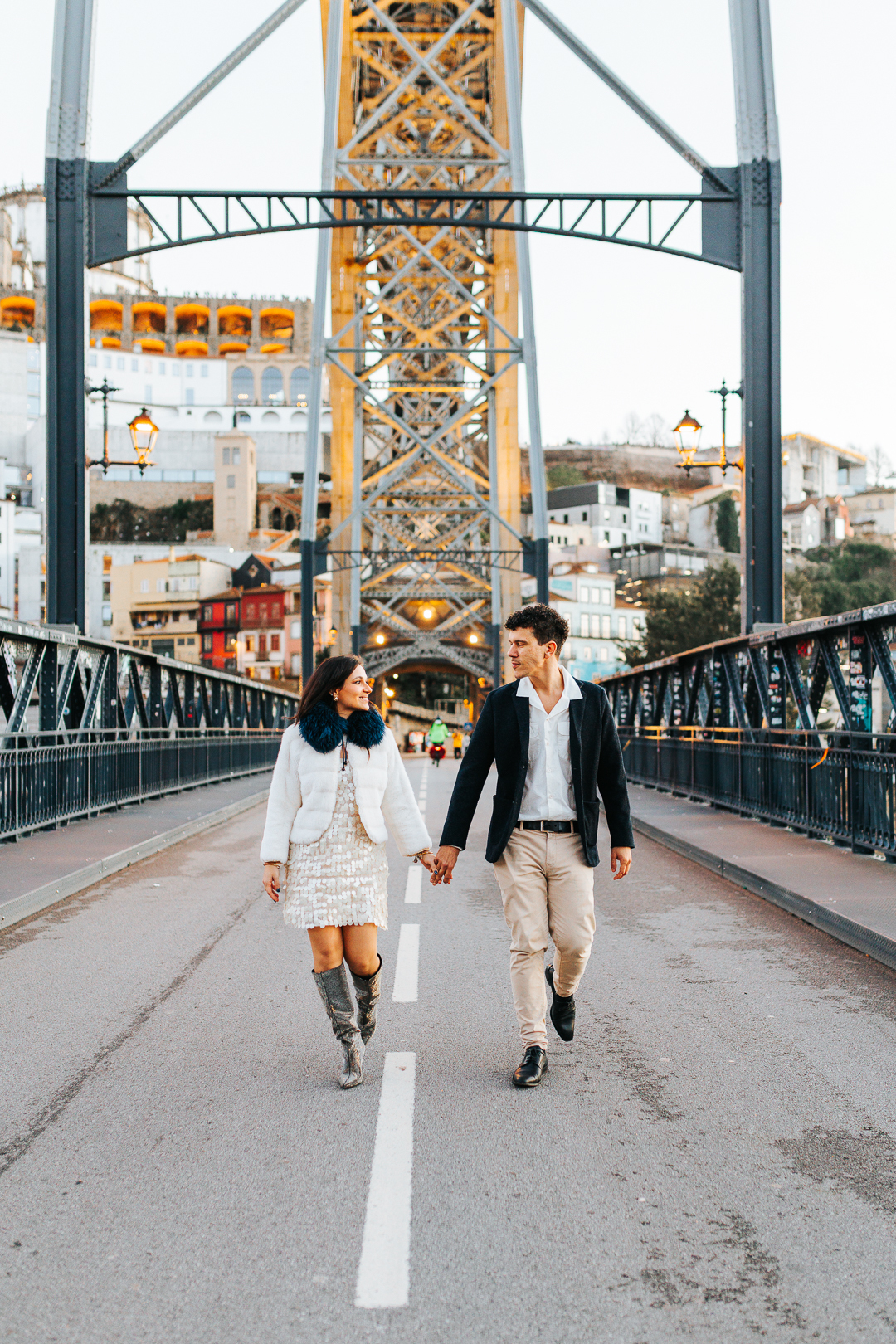 Ensaio de casal Vanessa e Thiago na Ponte D. Luís I - Porto