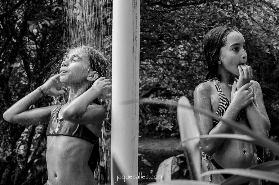 banho de chuveirão no sítio