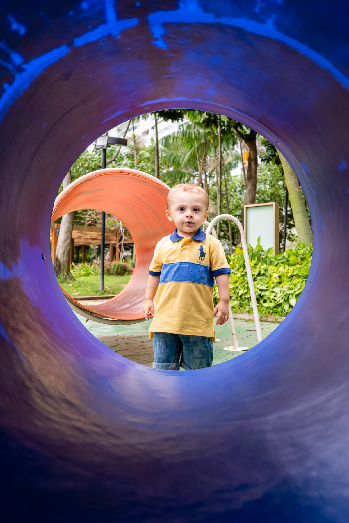 Festa Infantil de 2 anos com o tema Baby Shark. O aniversário do Gabriel aconteceu na Barra da Tijuca - RJ e teve como tema os personagens de Baby Shark. Imagens da fotógrafa de casamento e de famílias Jaque Salles Fotografia.