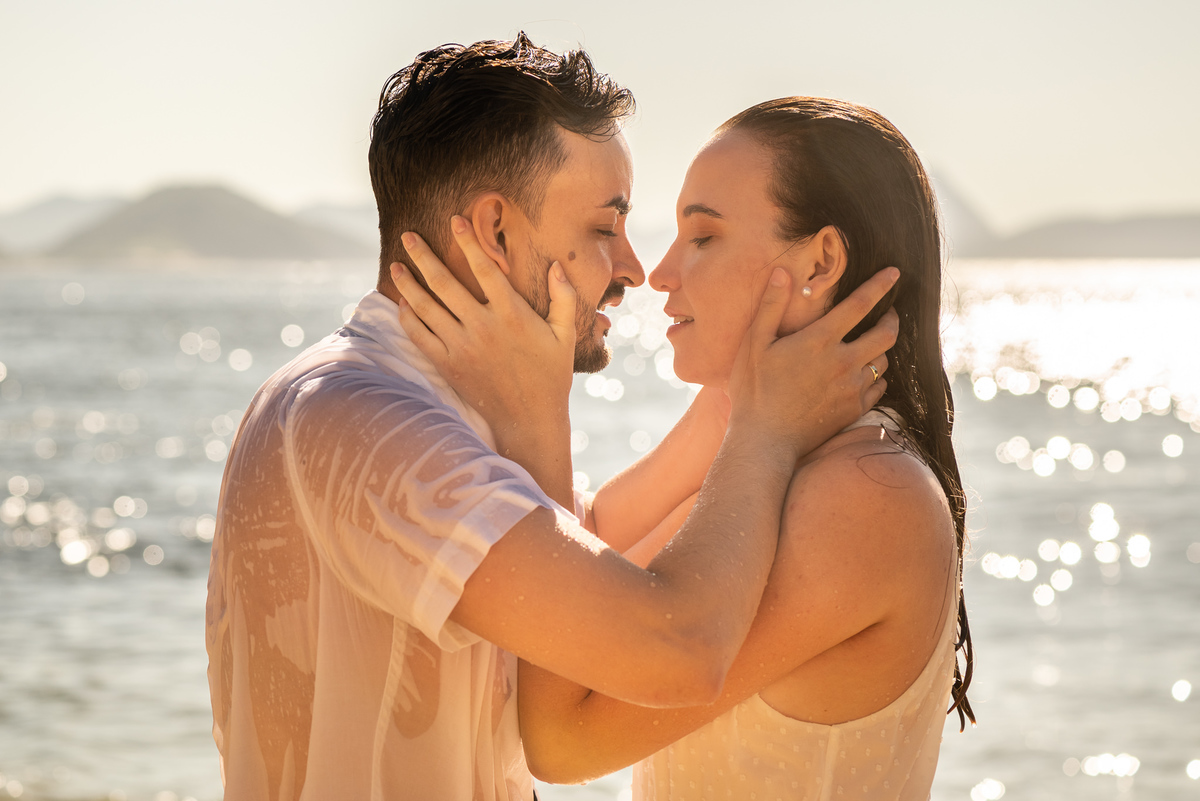 fotografia-de-casamento-rj-ensaio-pre-wedding-praia-vermelha-fotos-da-fotógrafa-de-casamento-jaque-salles