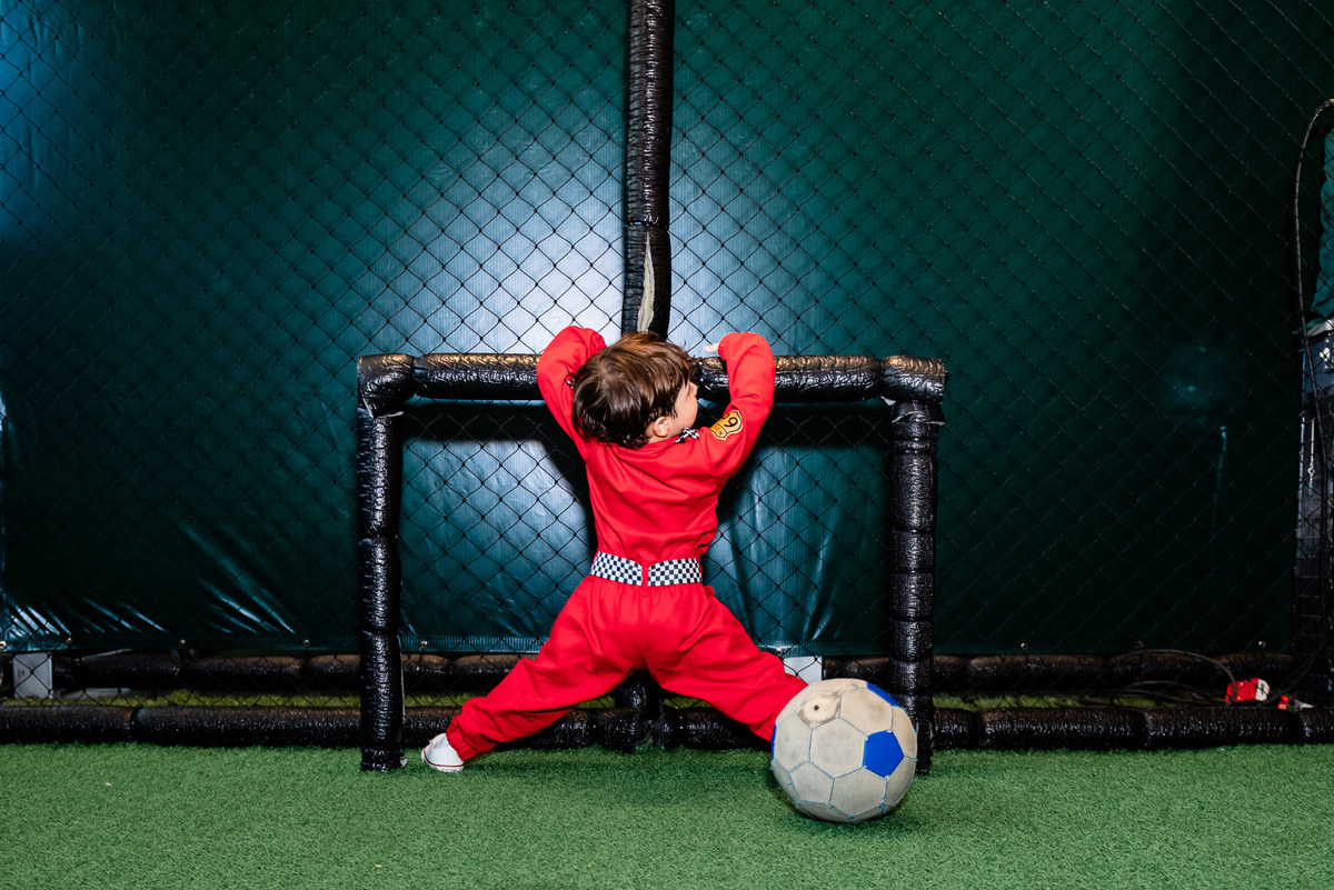 Festa infantil na Cidade Animasom, tema Carros, no Jockey Club Brasileiro na Lagoa Rodrigo de Freitas. Aniversário Theo 3 anos, fotografia de Jaque Salles.
