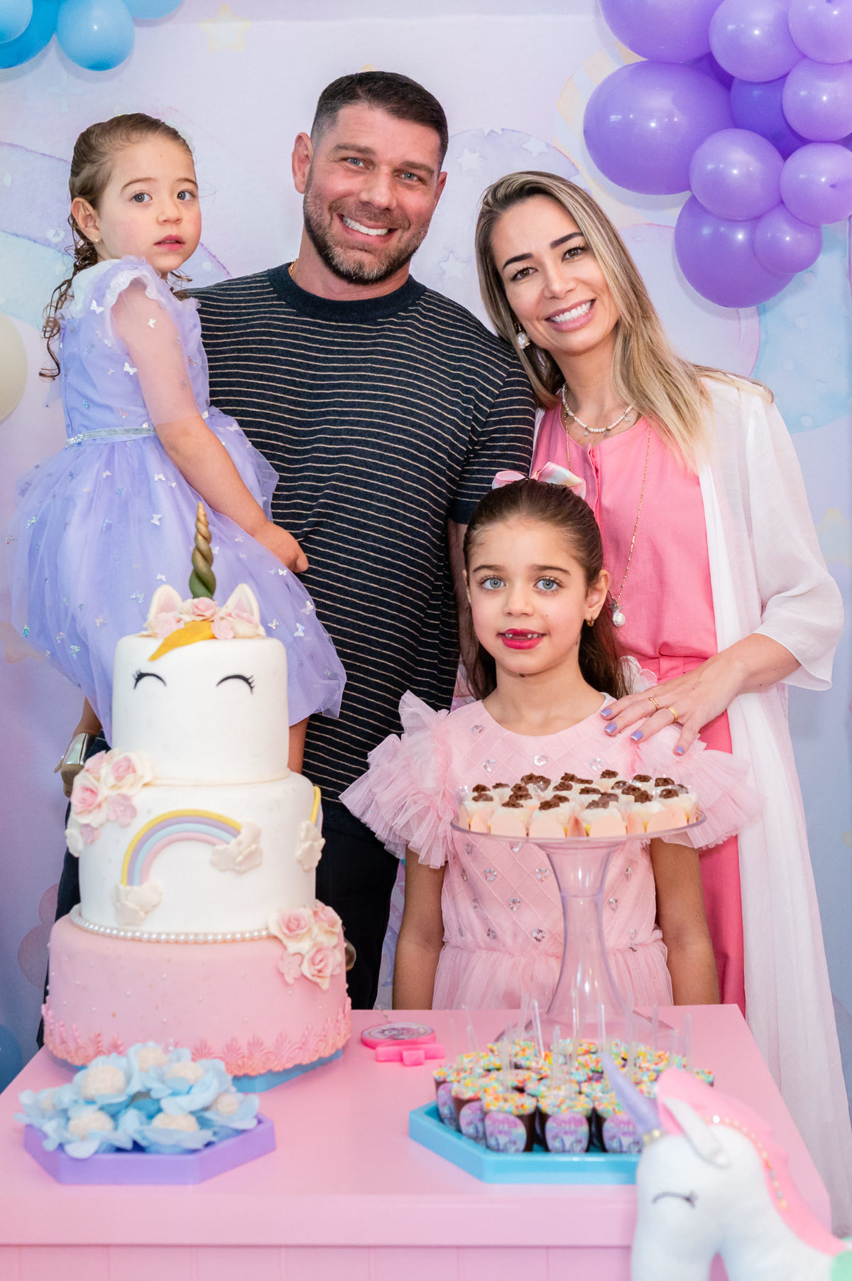 Fotografia RJ - Festa infantil, Barra da Tijuca. Sofia fez 7 anos e ganhou uma linda festa de aniversário com o tema unicórnio. As fotografias são da fotógrafa carioca Jaque Salles.