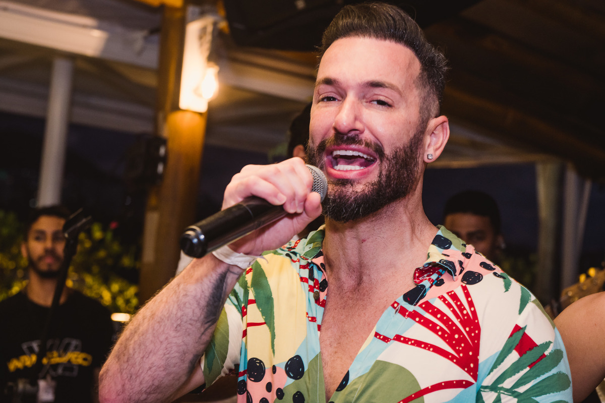 Despedida de solteira da noiva Goiania Sol no Cavalo Marinho Beach Club, Recreio dos Bandeirantes. Fotografia da fotógrafa de casamento RJ, Jaque Salles. 