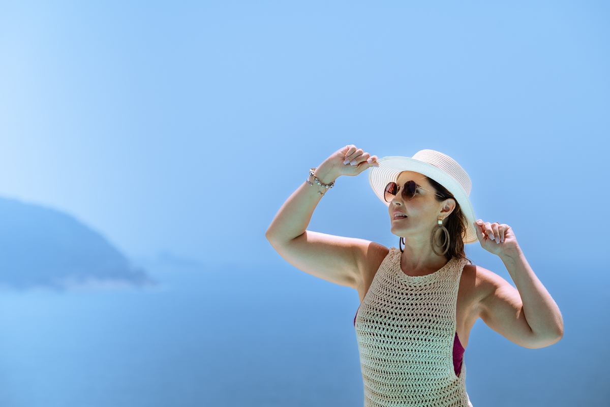 Fotografia de casamento no Rio de Janeiro. Pré wedding no hotel boutique La Suite by Dussol no Joá, Barra da Tijuca. Ensaio fotográfico pré casamento dos noivos Edna e Vanderson. Fotos da Fotógrafa de casamento Jaque Salles. 