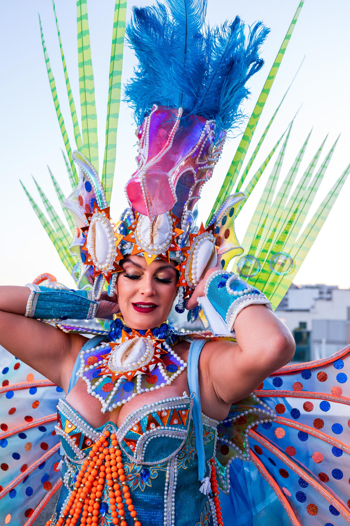 Ensaio fotográfico da destaque de carnaval da Unidos da Tijuca, Daniella. Retratos realizados no Hotel Windsor Excelsior Copacabana. Imagens da fotógrafa, Jaque Salles Fotografia.