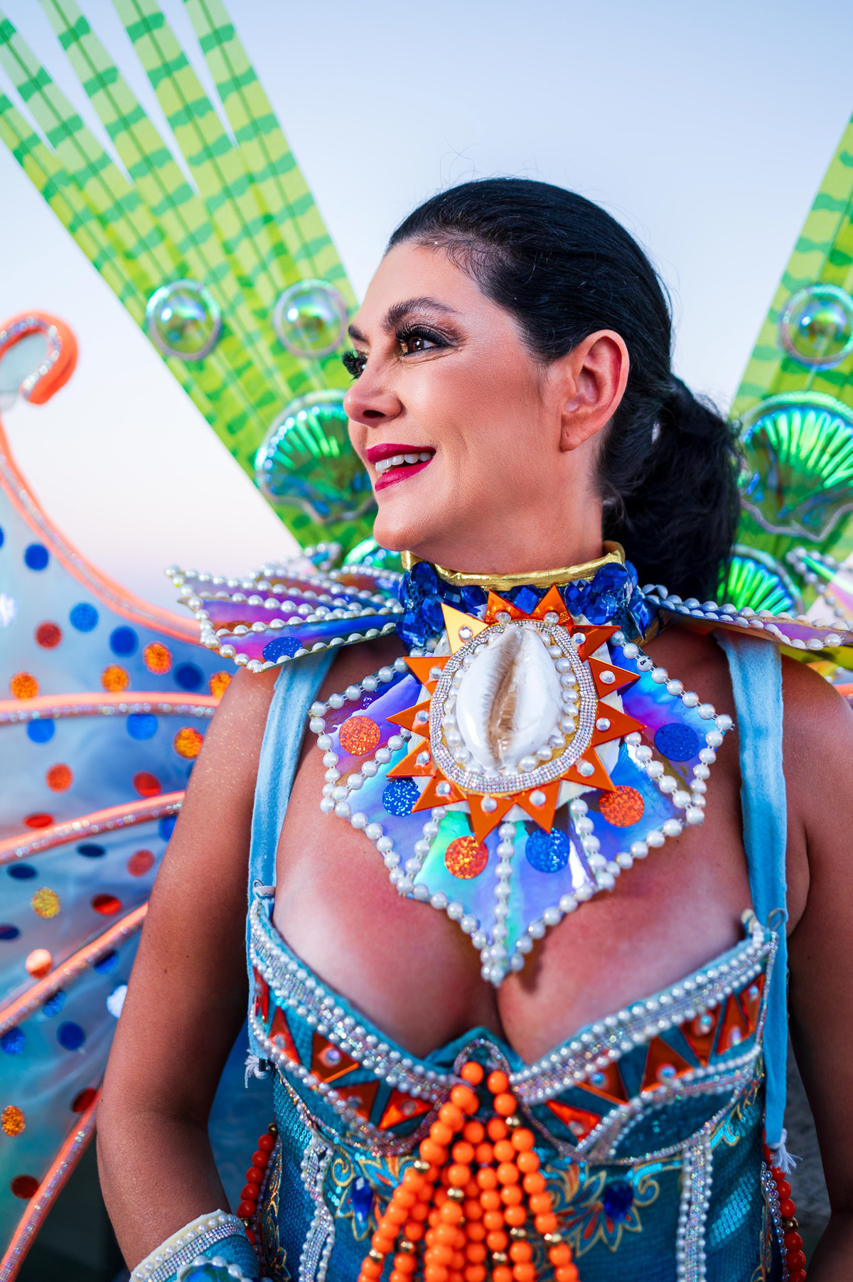 Ensaio fotográfico da destaque de carnaval da Unidos da Tijuca, Daniella. Retratos realizados no Hotel Windsor Excelsior Copacabana. Imagens da fotógrafa, Jaque Salles Fotografia.