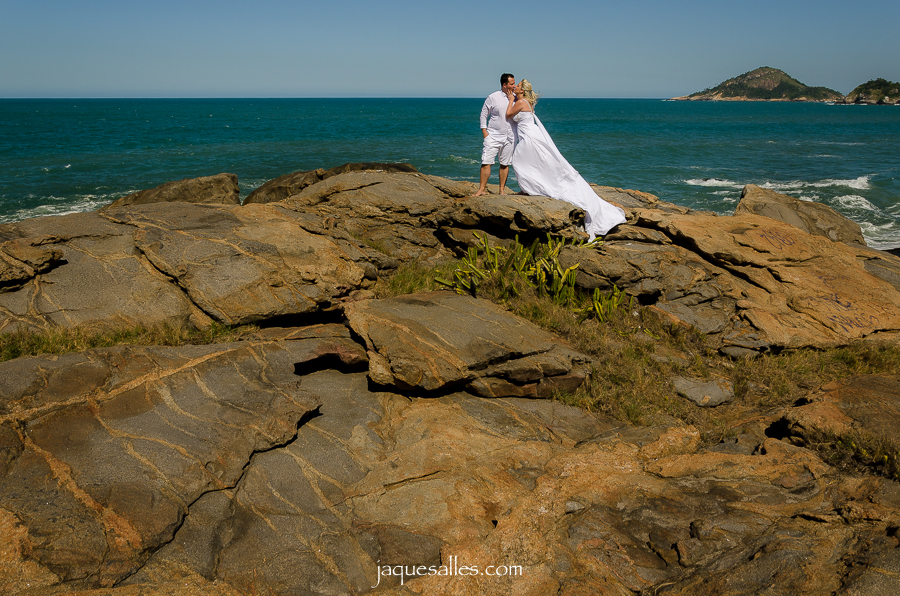 Noivo gaúcho faz surpresa para noiva e contrata fotógrafa de casamento no rj para registrar um ensaio pre wedding de surpresa durante a estadia do casal no rio de janeiro