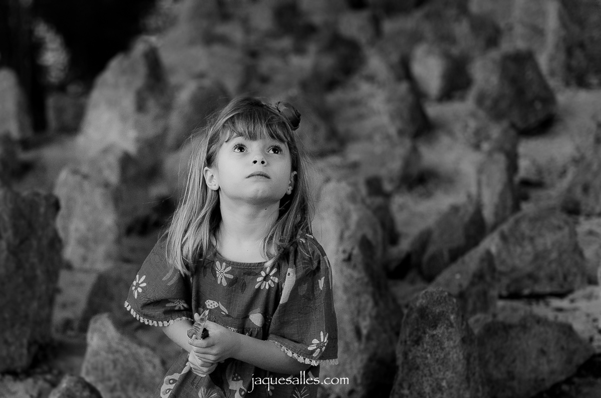 olhar de curiosidade e descoberta da criança