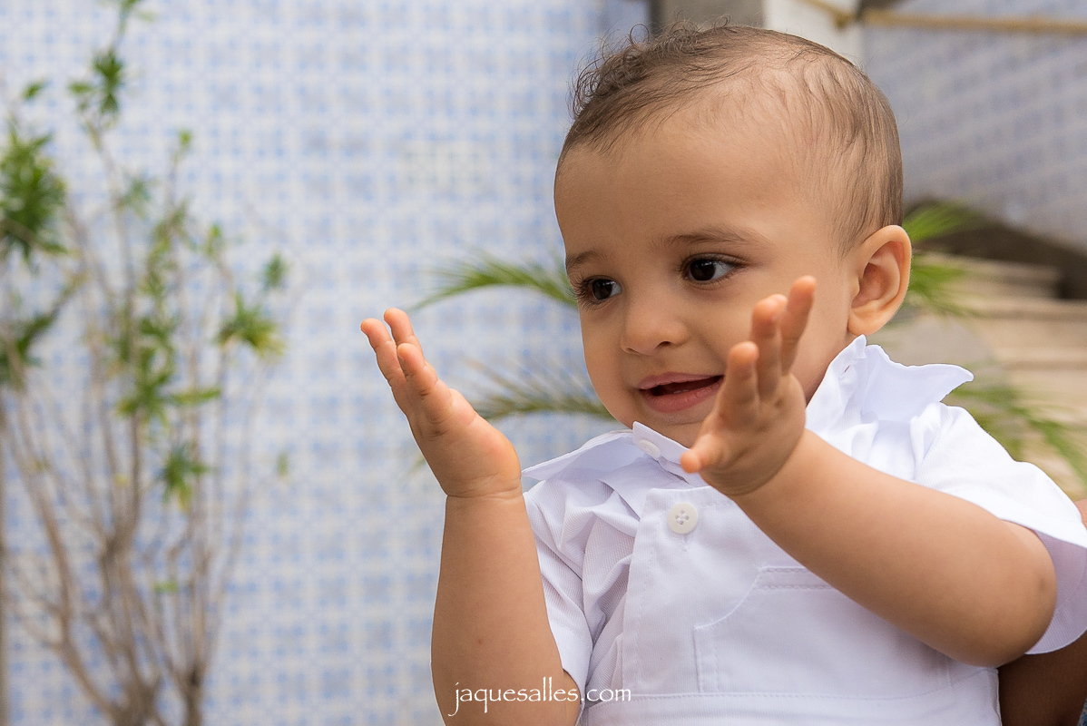 Jaque Salles fotografa batizado  do Miguel na Igreja Nossa Senhora do Brasil no bairro da Urca, Rio de Janeiro, RJ