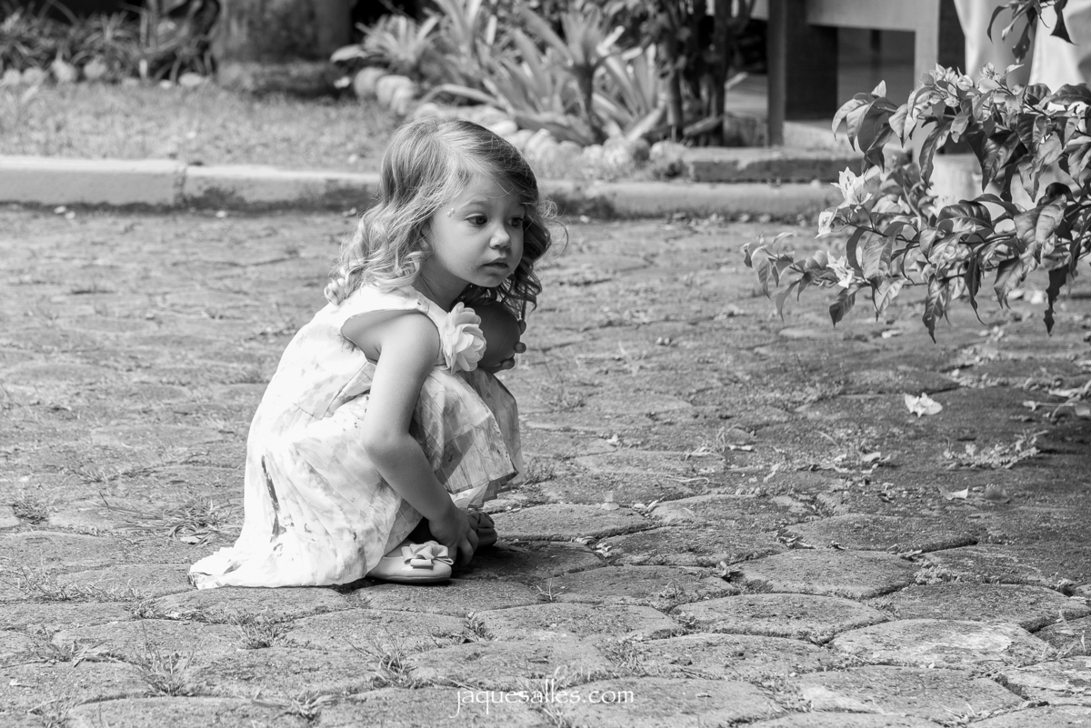 fotografia pb de criança