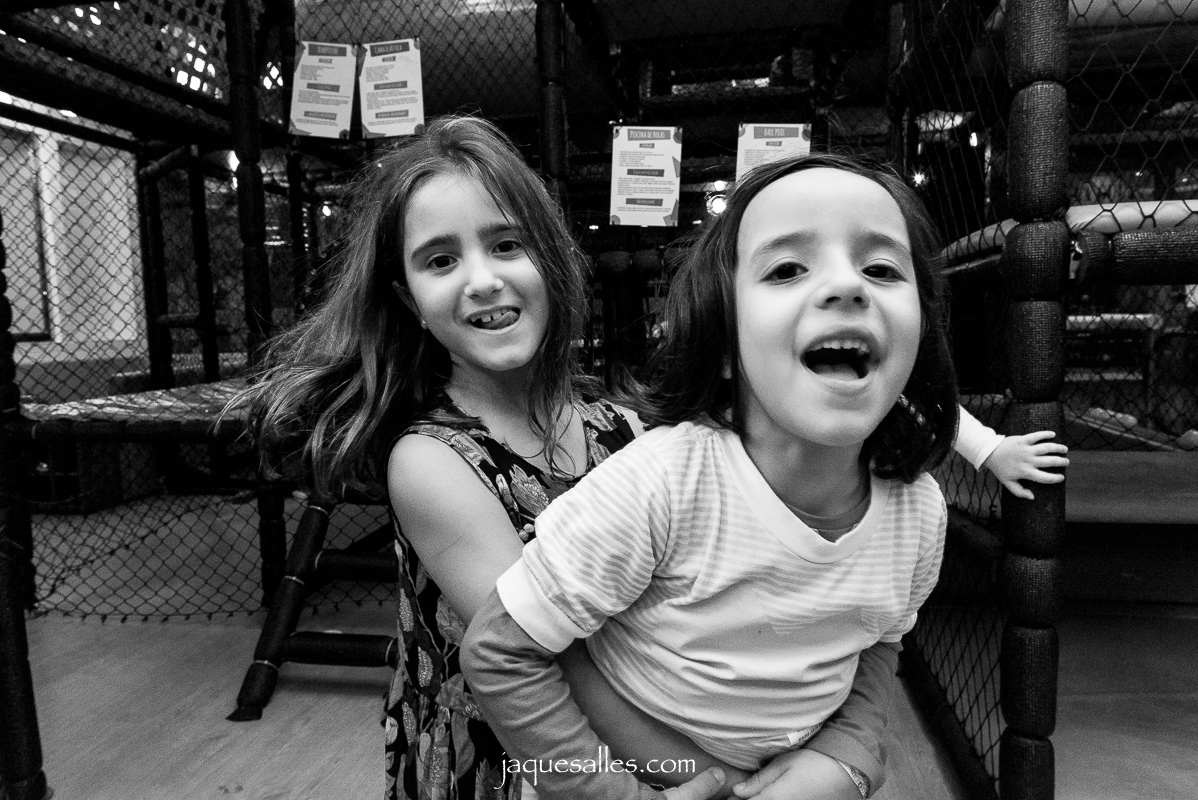 Aniversário infantil de 7 anos é comemorado no espaço animasom do Rio Designer Barra