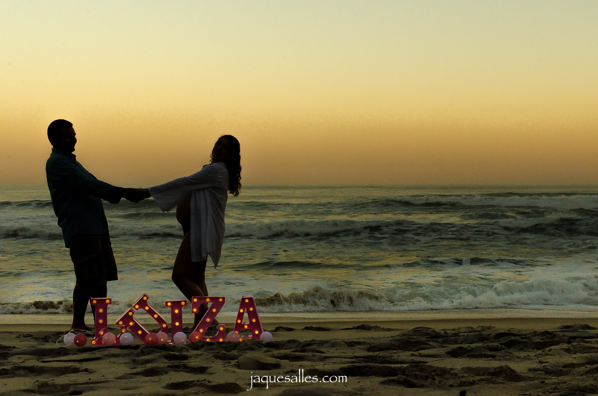por do sol ensaio gestante na praia