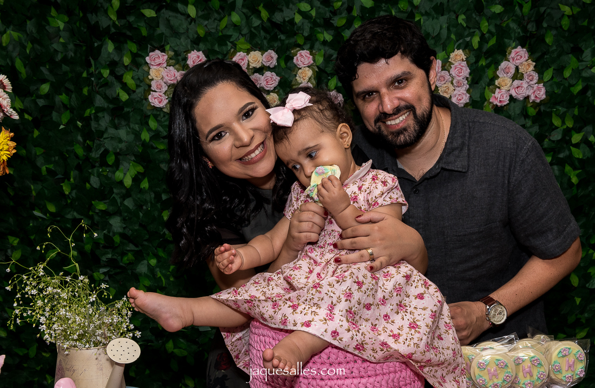 pais comemoram o primeiro ano da filha com festa e convidados mais que especiais