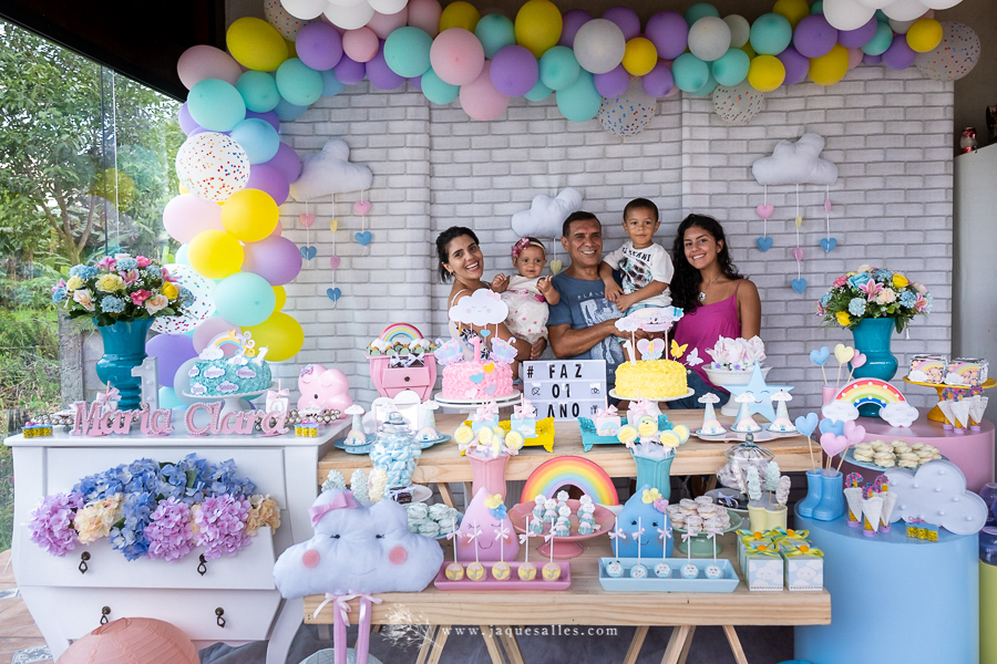 Festa de 1 ano com o Tema Infantil Chuva de Bençãos. Imagens da Fotógrafa Infantil Jaque Salles