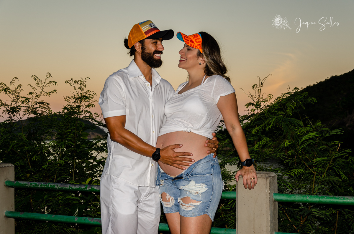 Fotógrafa carioca Jaque Salles realiza Ensaio Fotográfico de Gestante na Praia Vermelha, aos pés do Bondinho do Pão de Açucar - Rio de Janeiro, RJ