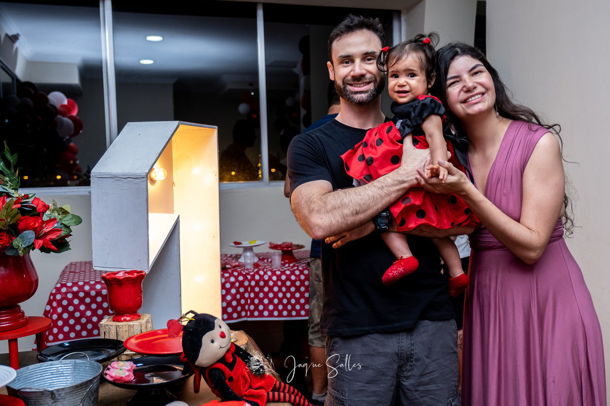 Fotos festa infantil tema Joaninha. Fotografia de Jaque salles